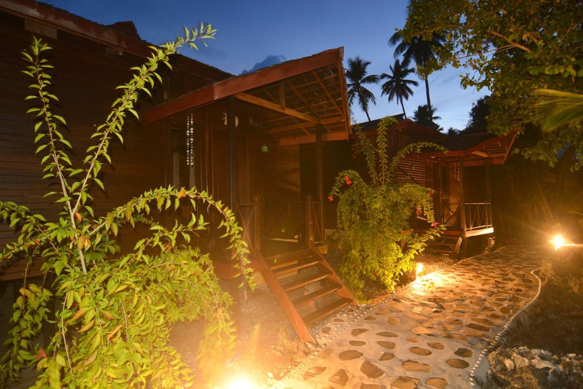 Nunukan Island Resort Maratua Island Extérieur photo